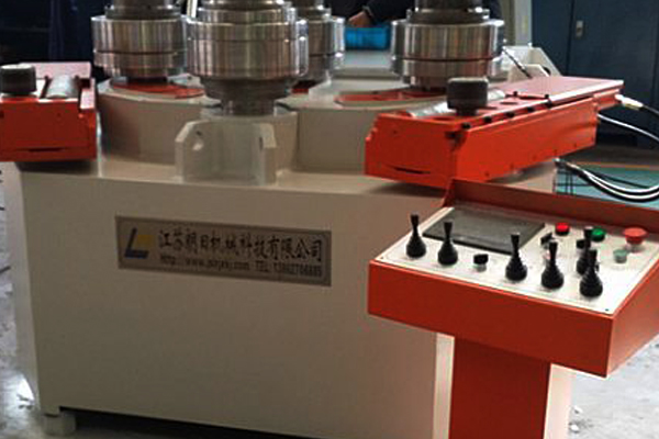 立式型材彎曲機---你所不了解的這些結構組成