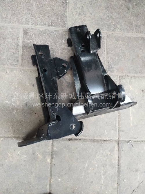 三環(huán)昊龍T280駕駛室前懸上支架 自卸車專用配件詳解