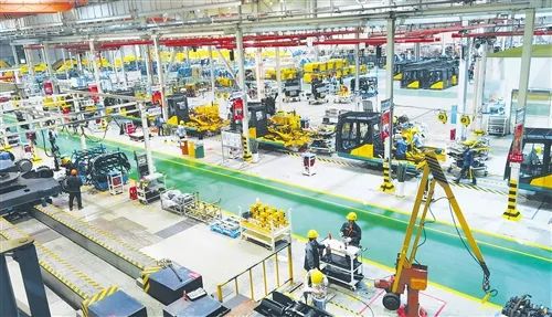 柳州再獲經濟日報萬字長文點贊 技術創新如何驅動城市華麗轉身？